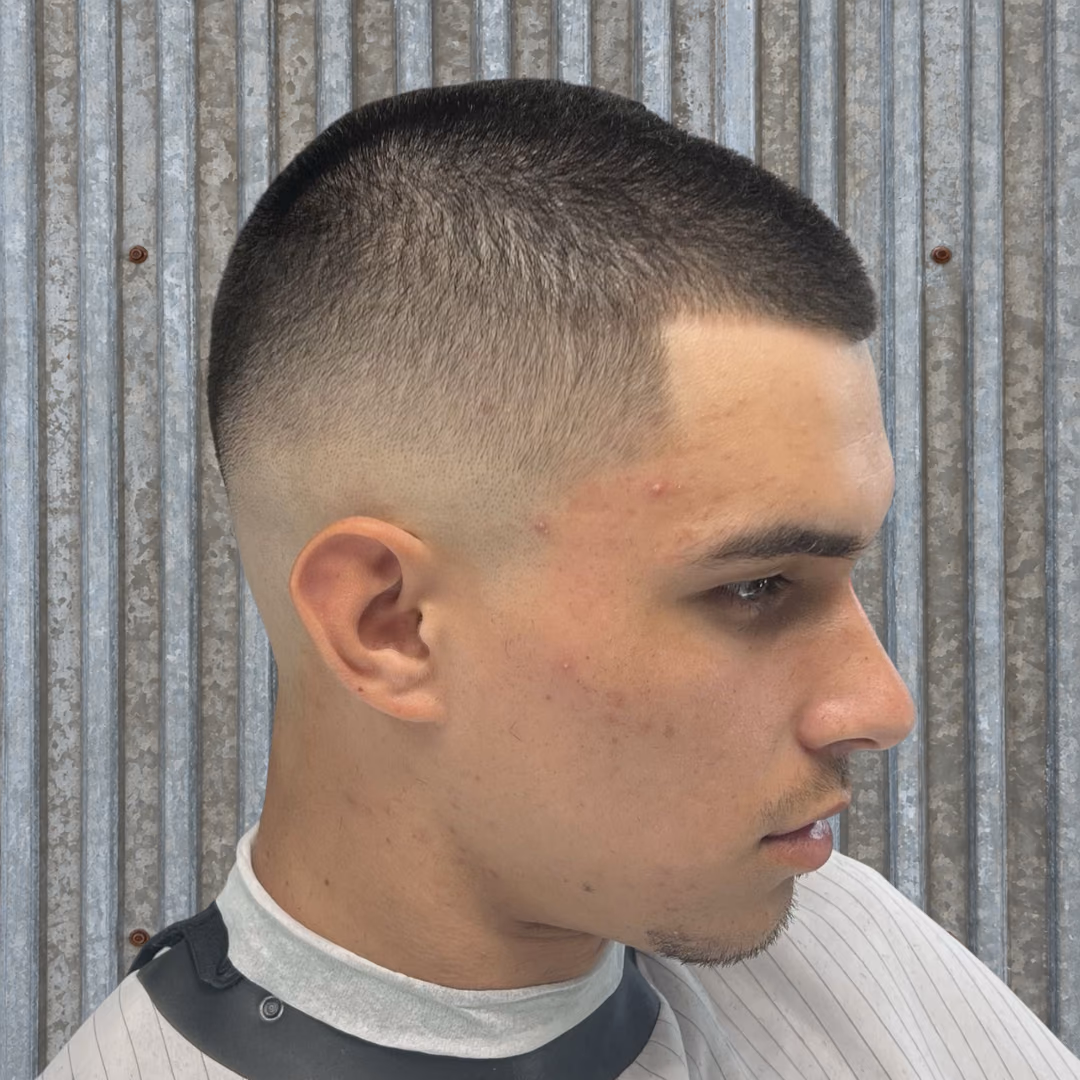Strzyżenie maszynką w Horizon Barbershop, realizacja nr 1